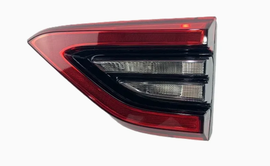 fonar-zadniy-pravyy-vnutrenniy-img